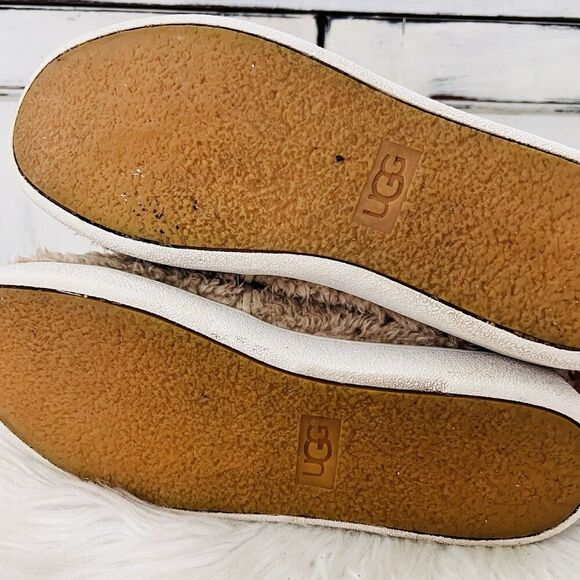 UGG Ricci Tan Neutral Furry Textured Slip on Loafers Womens Size 7.5 - Picture 7 of 8